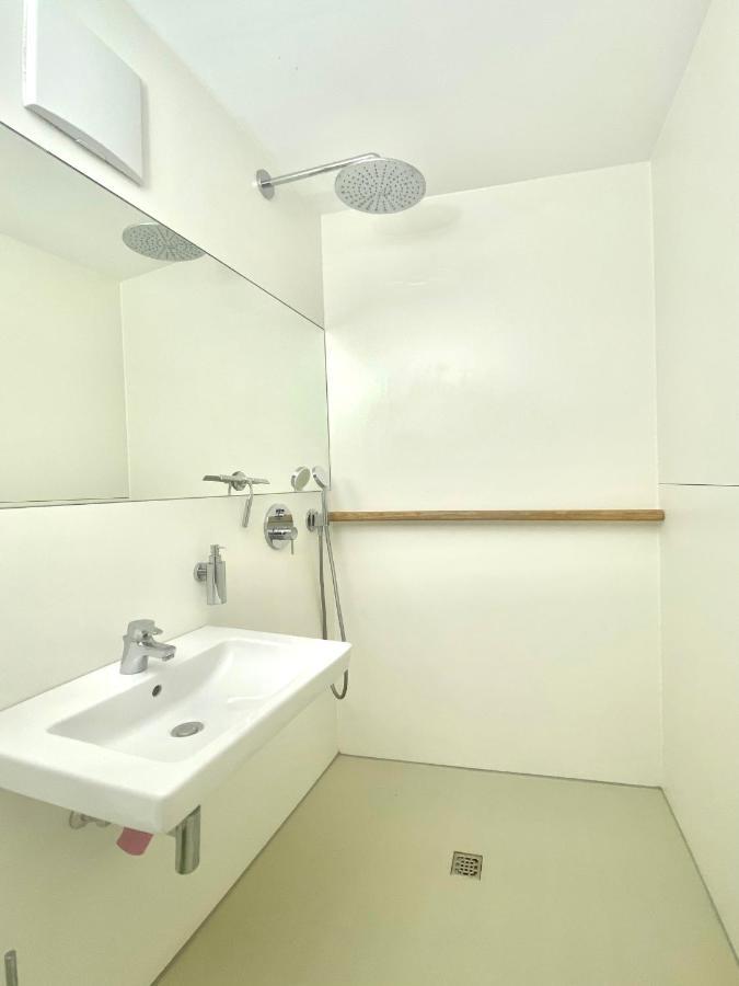 Loft Mit Dachterrasse Apartment Bernau am Chiemsee Bagian luar foto